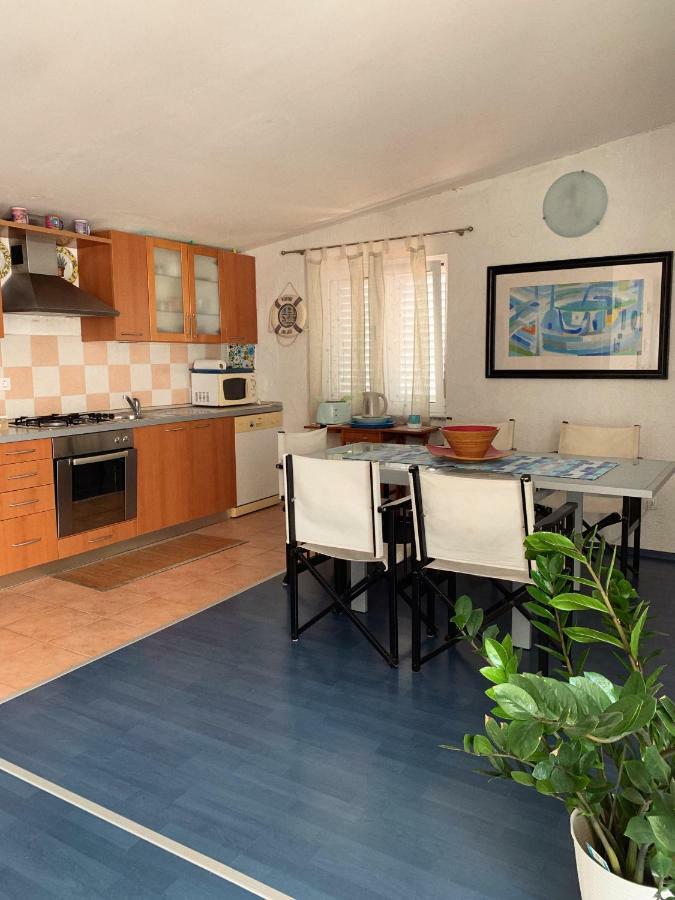 Apartament Apartman M&M Pag Town Zewnętrze zdjęcie